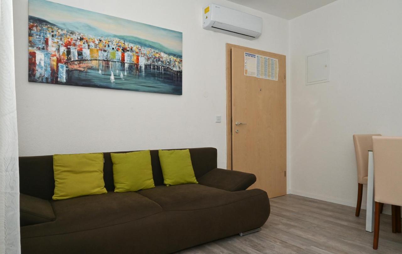 Apartments Villa Filip Trogir Eksteriør bilde