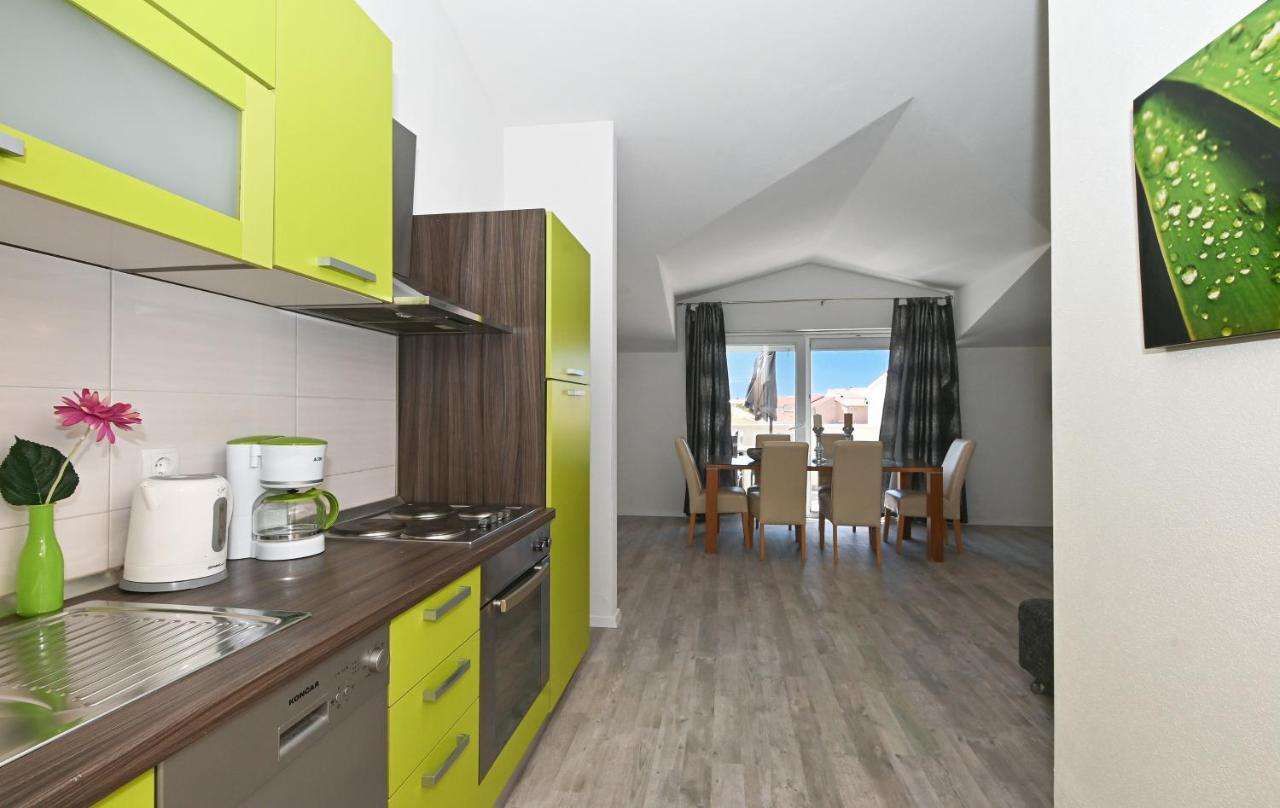 Apartments Villa Filip Trogir Eksteriør bilde