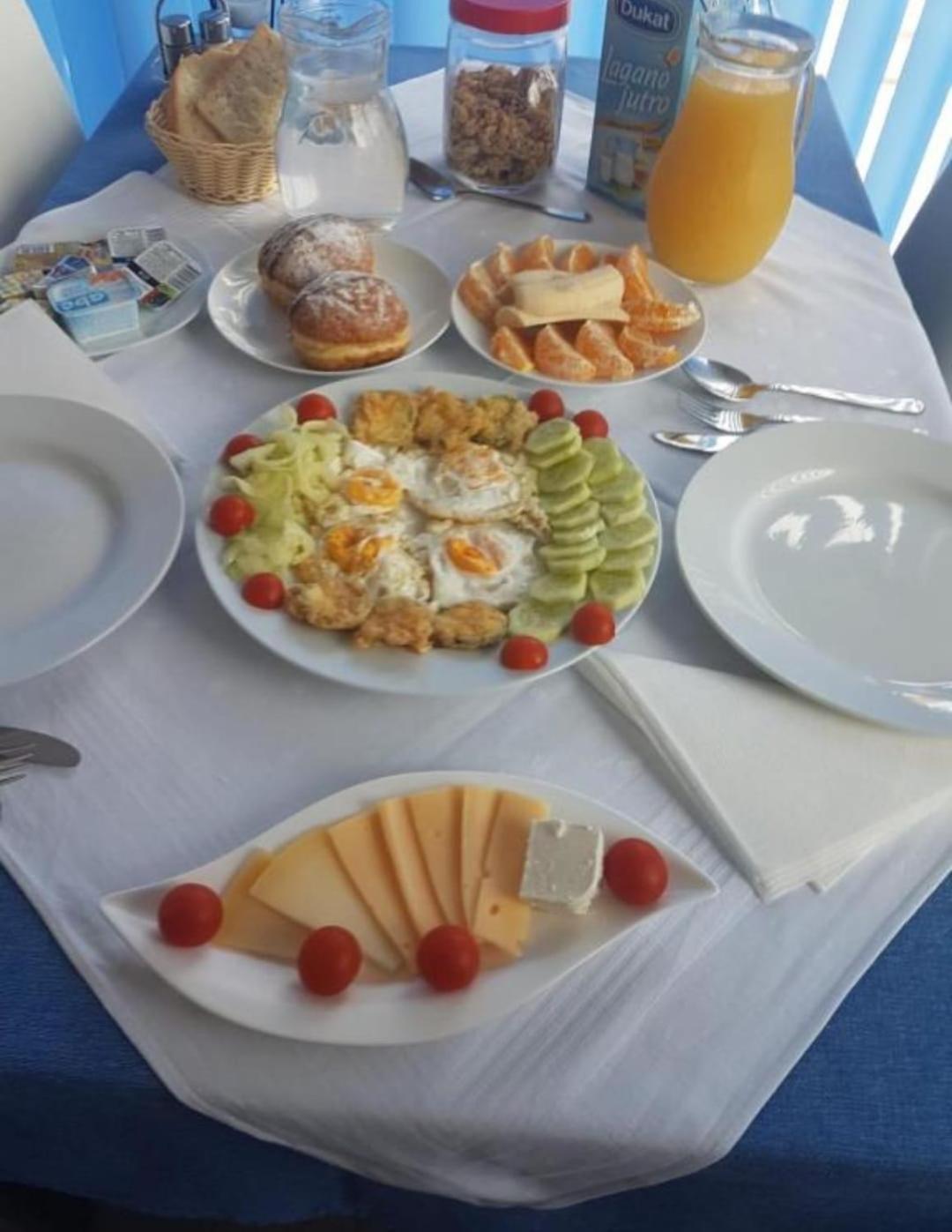 Apartments Villa Filip Trogir Eksteriør bilde