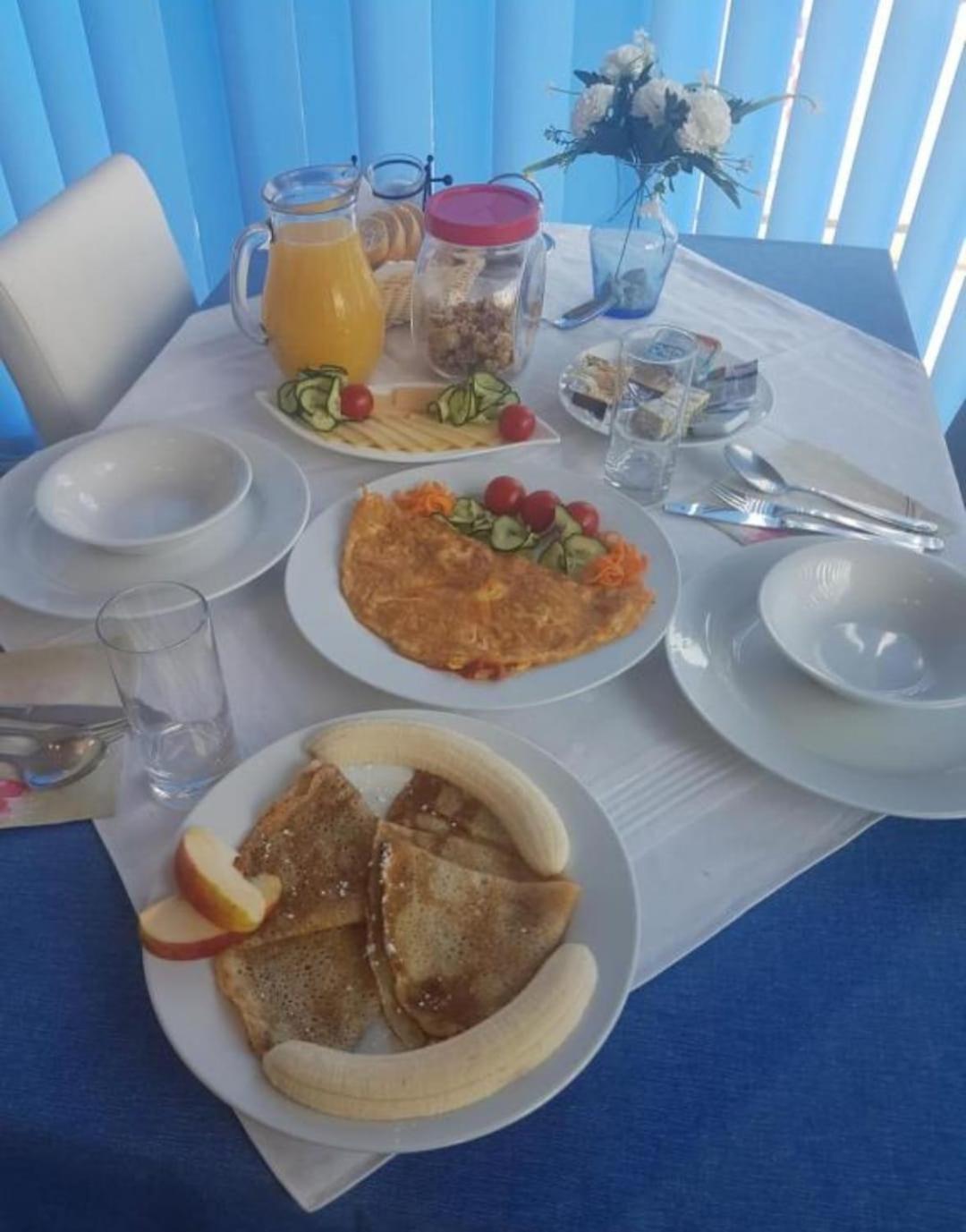 Apartments Villa Filip Trogir Eksteriør bilde
